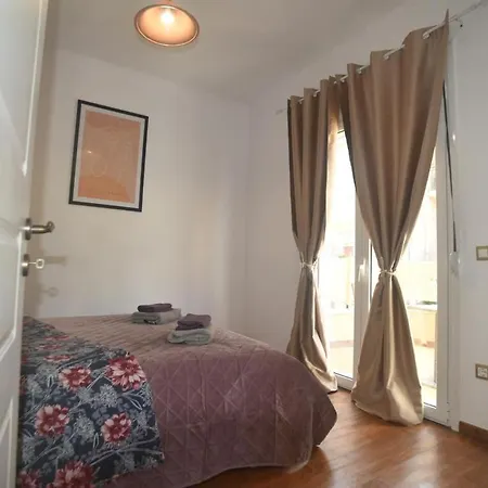 Anna's Hideaway Apartament